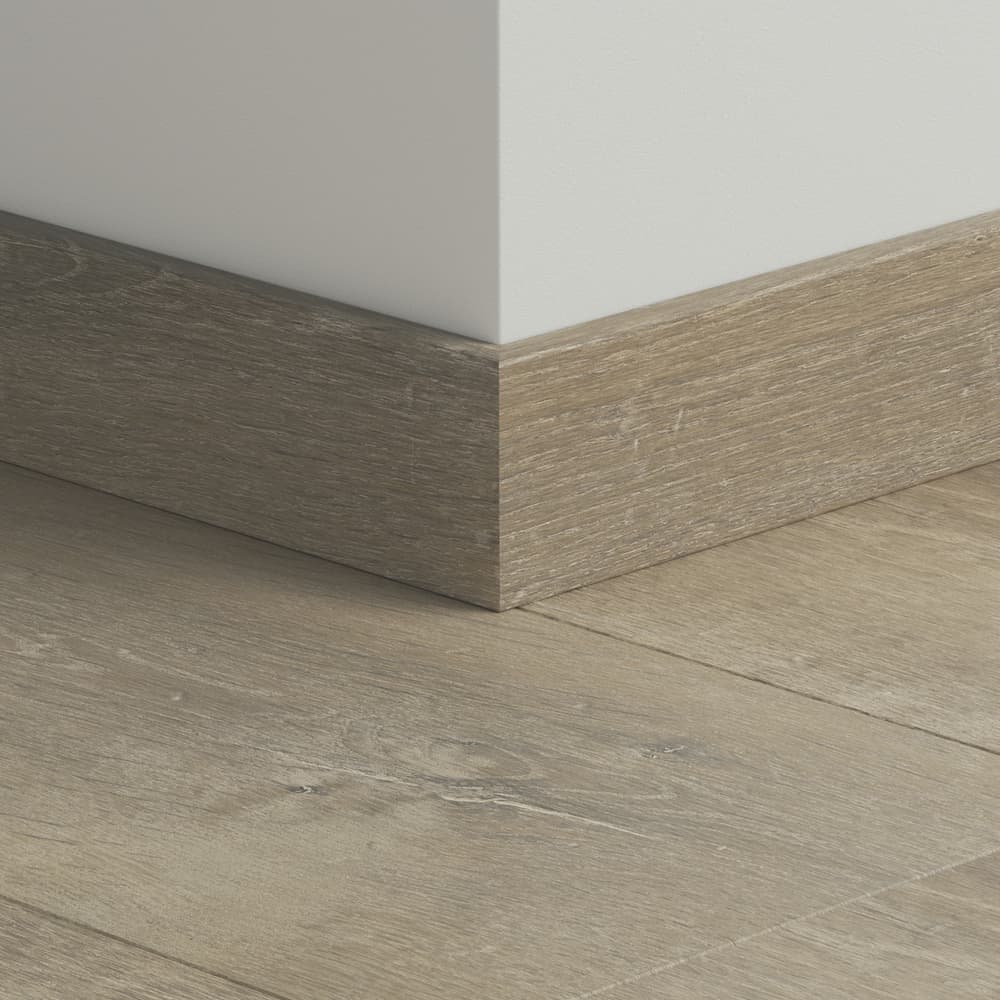 Плинтус ПВХ прямой для LVT Pergo PGVSK40086 Дуб речной серый темный 2400х12х58