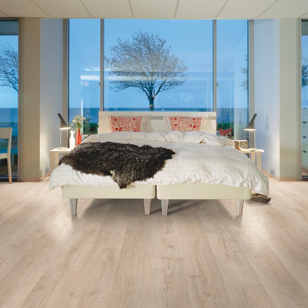 Ламинат Pergo Skara 12 pro L1250-03369 Новый Английский дуб  (1,311 м2)